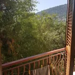 慕斯塔吉酒店